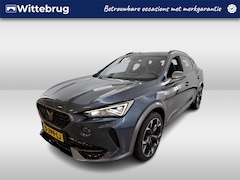 CUPRA Formentor - 1.4 e-Hybrid VZ Performance / AUTOMAAT/ 245 PK/ TREKHAAK/ PANODAK/ NAVI/ CRUISE/ DIGITAL D