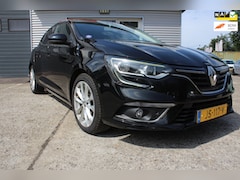 Renault Mégane - 1.2 TCe Zen bose, nieuwe distributie, nl-auto, nap, boekjes, 2x sleutel, nw apk en onderho