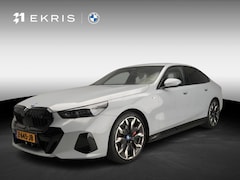 BMW i5 - Sedan eDrive40 | M-Sportpakket | LED | Leder | HUD | Active cruise | Sportstoelen | Elektr