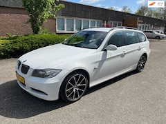 BMW 3-serie Touring - 325i Automaat Leder Boekjes N.A.P