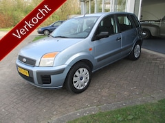 Ford Fusion - 1.4-16V Champion Nette Auto