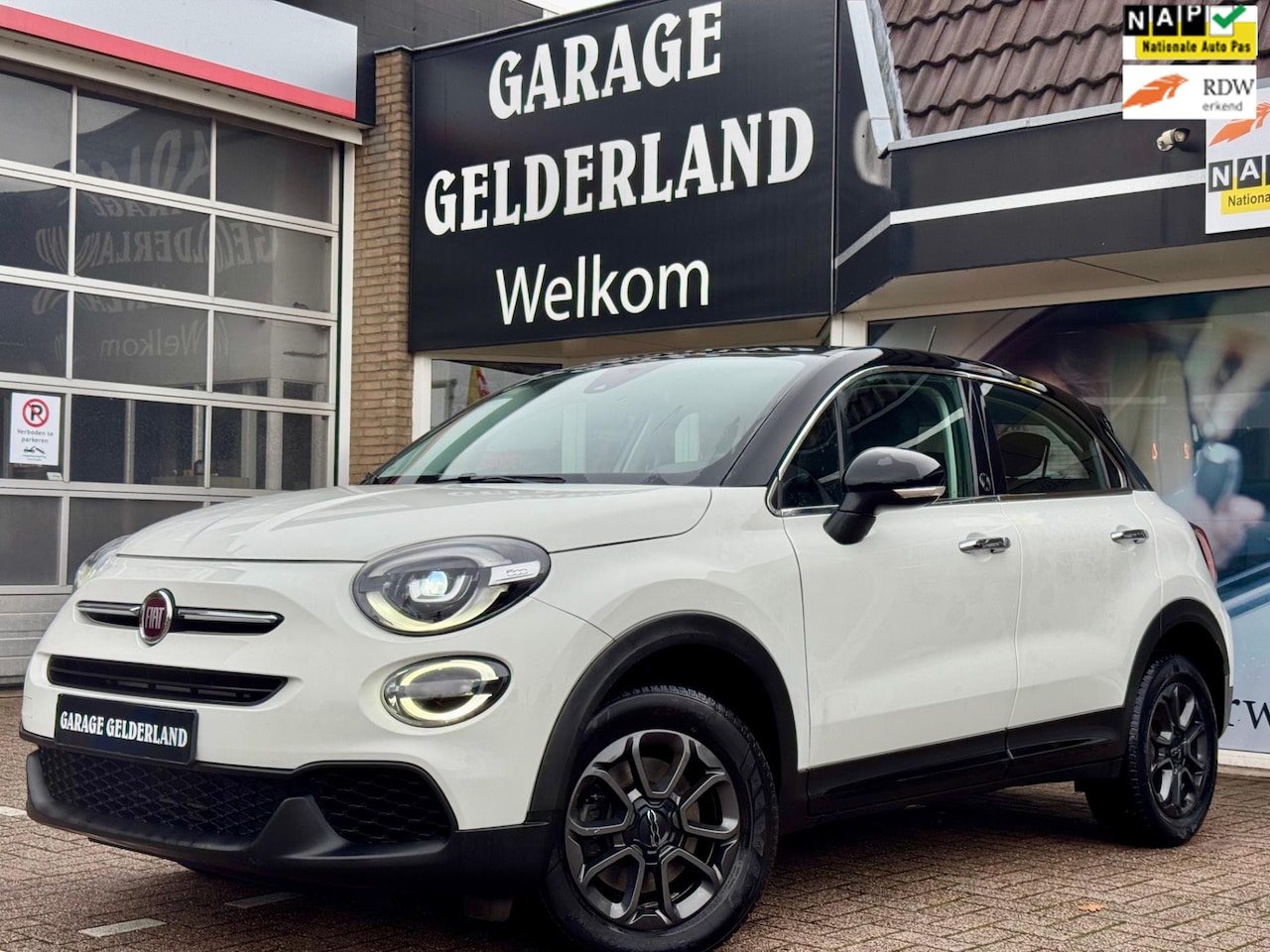Fiat 500 X - 1.3 120TH Edition! | Bi-Xenon | Full-Led | Navi | Camera | Cruise | Climate | Leder | Full - AutoWereld.nl