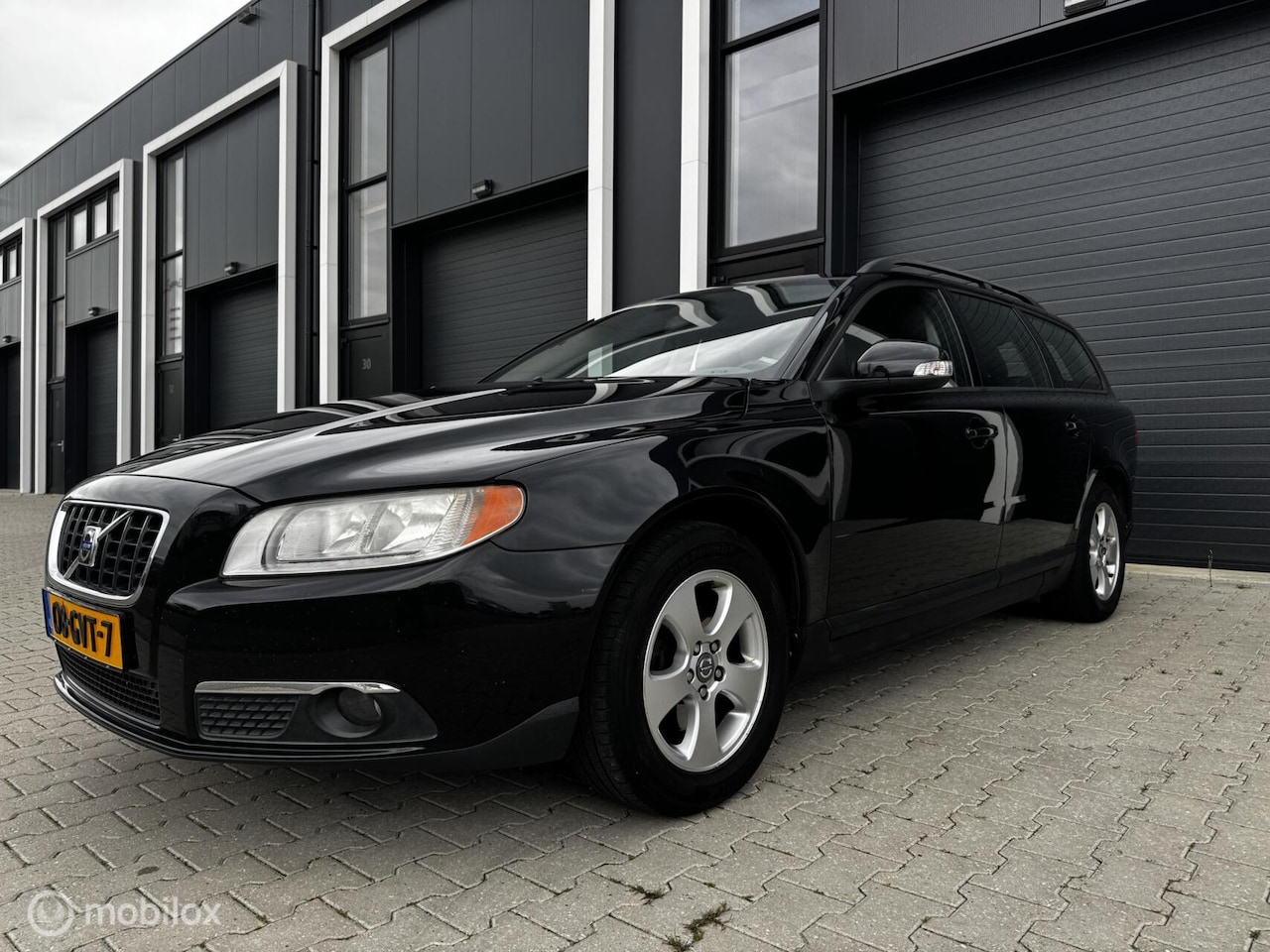 Volvo V70 - 2.0 Momentum 2008. - AutoWereld.nl