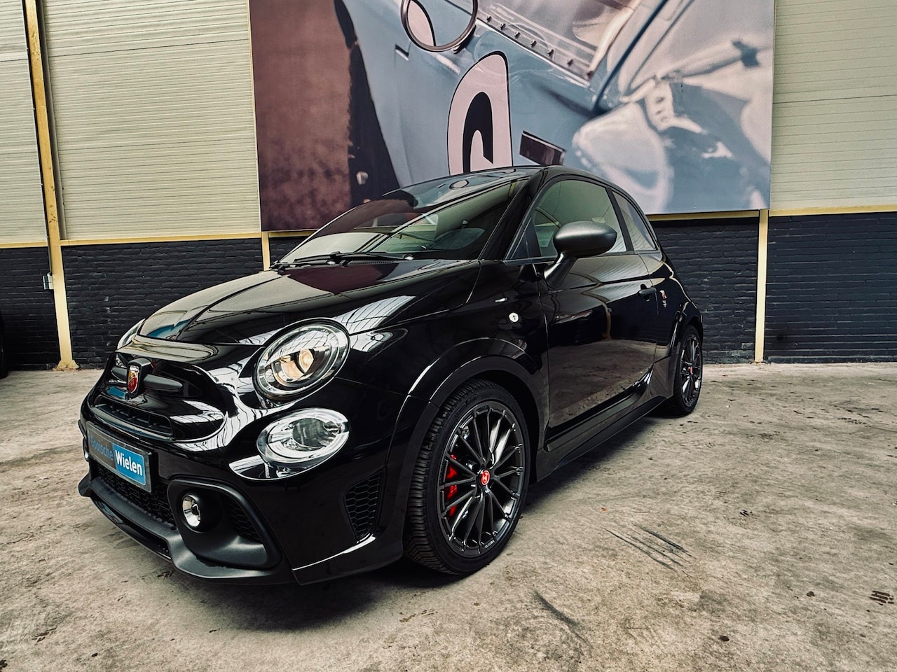 Fiat 500 Abarth - C Competizione 595C|Perf. body kit|Sabelt| Alcantara| - AutoWereld.nl