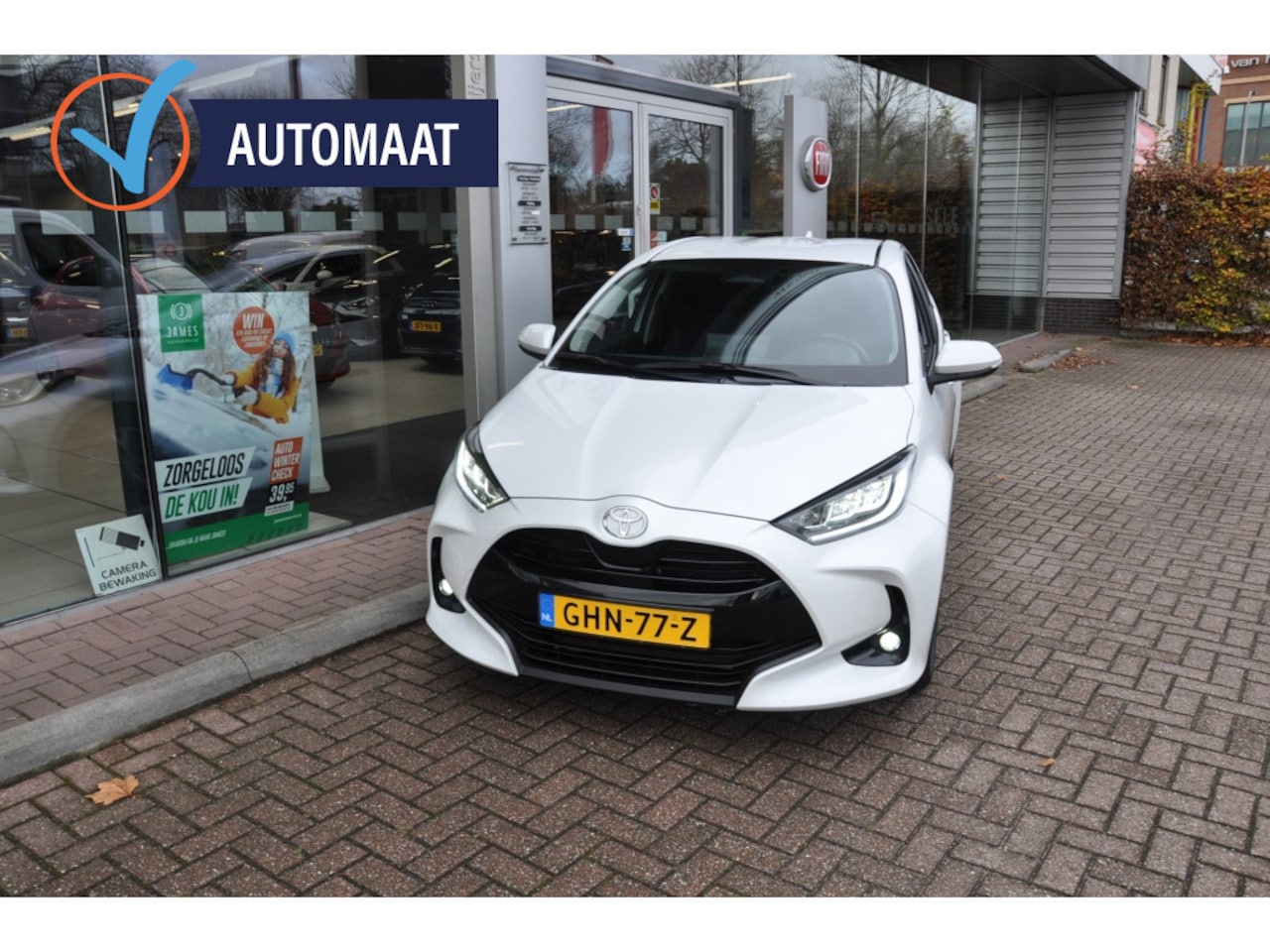 Toyota Yaris - Camera Apple/Android 1.5 Hyb. 115 First E - AutoWereld.nl