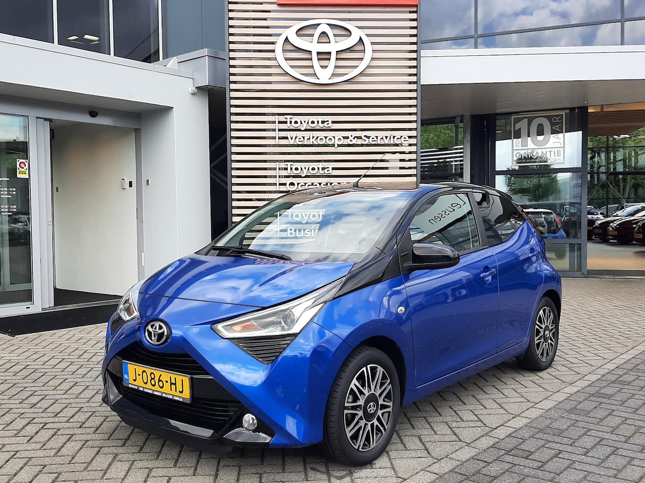 Toyota Aygo X - X-CLUSIV 5-DEURS AUTOMAAT CAMERA NL-AUTO - AutoWereld.nl