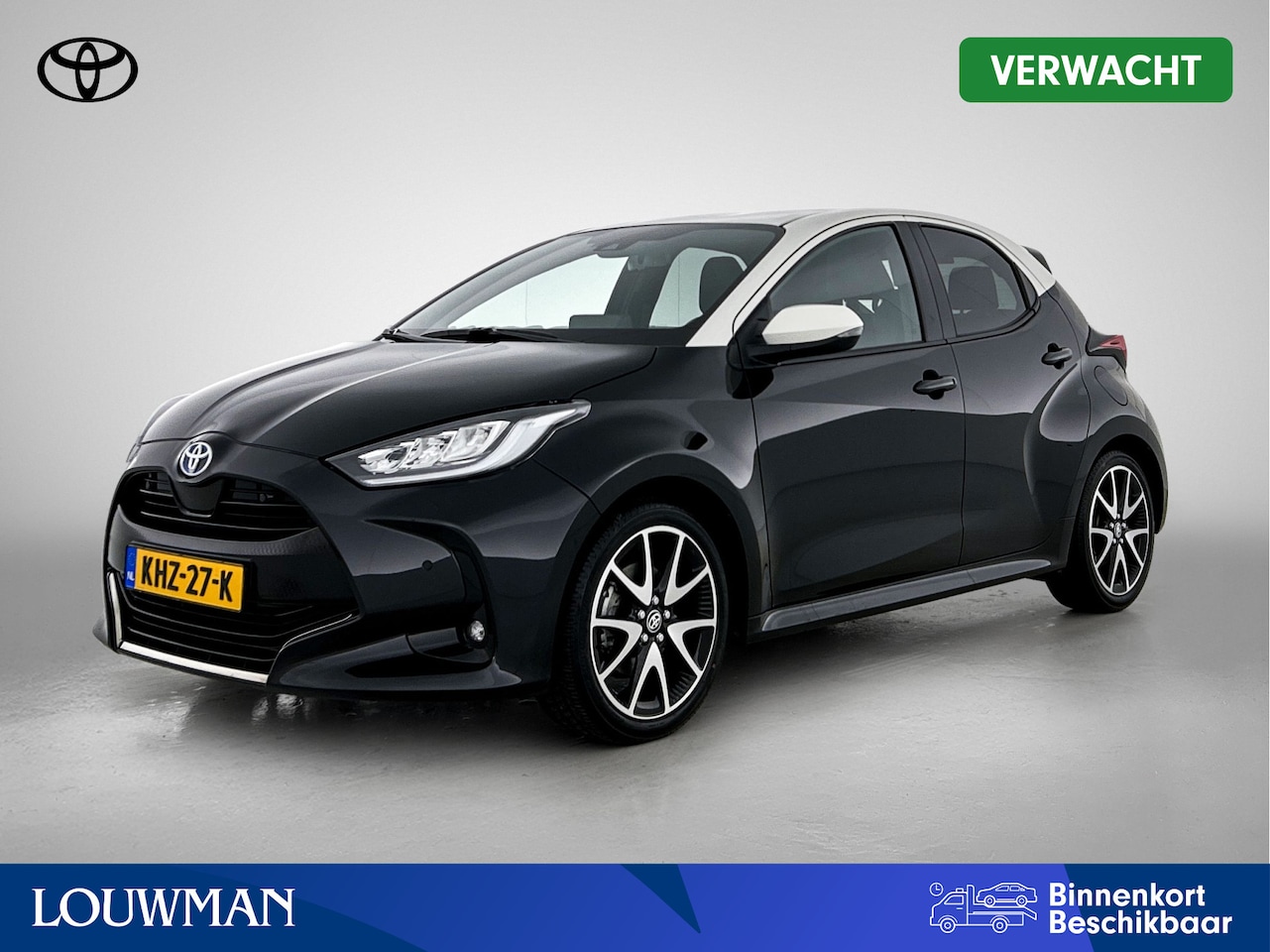 Toyota Yaris - 1.5 Hybrid Executive Bi-tone | BTW voertuig | Head-Up Display | Dodehoek detectie | Parkee - AutoWereld.nl