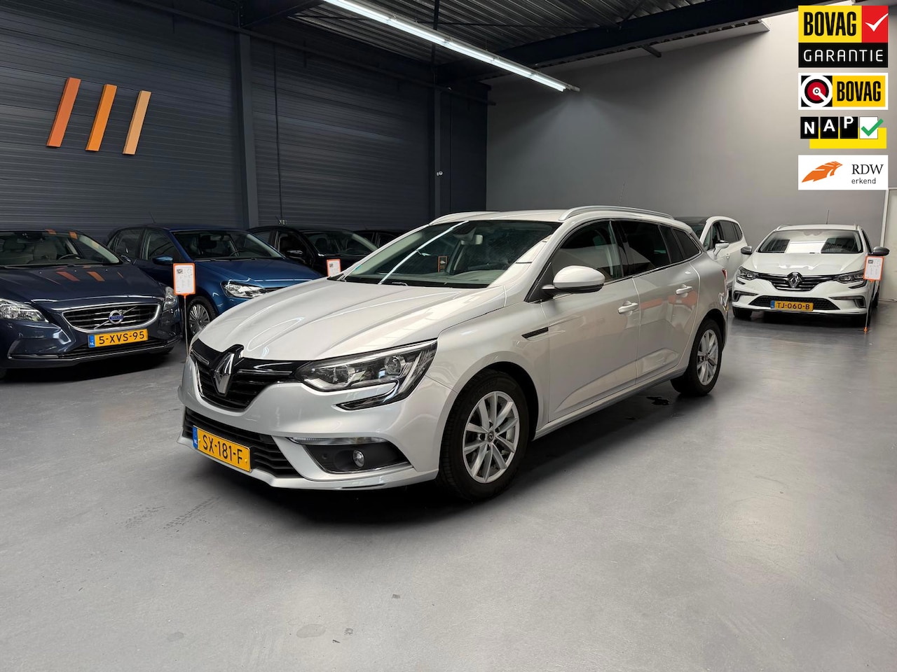 Renault Mégane Estate - 1.5 dCi Eco2 Zen NAVI CRUISE TREKHAAK NAP NL AUTO - AutoWereld.nl
