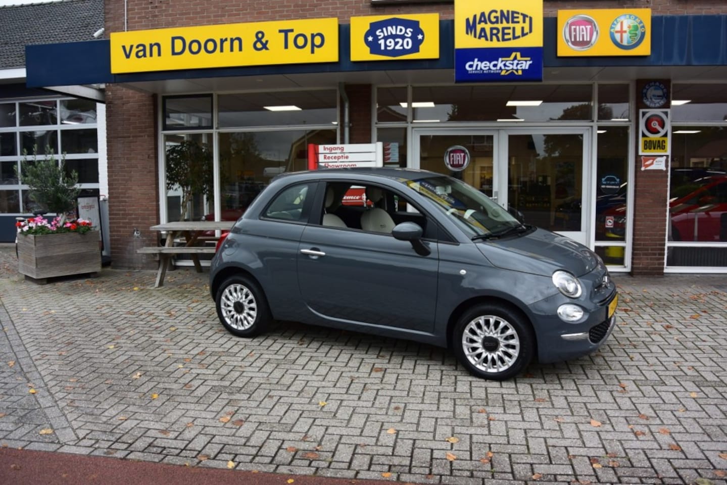 Fiat 500 - 1.0 HYBR. LOUNGE / Airco / Bluetooth - AutoWereld.nl
