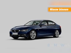 BMW 3-serie - 330i 252pk SportLine, LED, HUD, Keyless, Half Leer, NaviPro, Dealer OH, Stoelverw, Trekhk