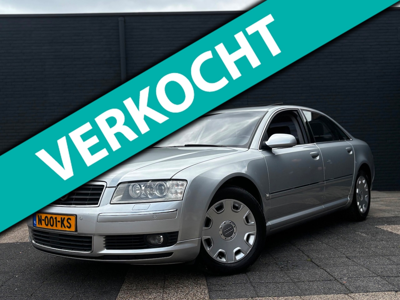 Audi A8 - 4.2 Quattro | V8 | Schuifdak | Leder | Youngtimer - AutoWereld.nl
