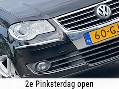 Volkswagen Touran - 1.4 TSI Highline Business - Panther Black - Clima/Cruise/Trekhaak