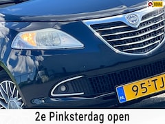 Lancia Y(psilon) - Ypsilon 0.9 TwinAir Platinum | Nero Vulcano | Airco/LMV/Blue&Me/PDC - Lekker fris