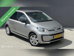 Volkswagen Up! - 1.0 BEATS/CAMERA/CRUISE/PDC
