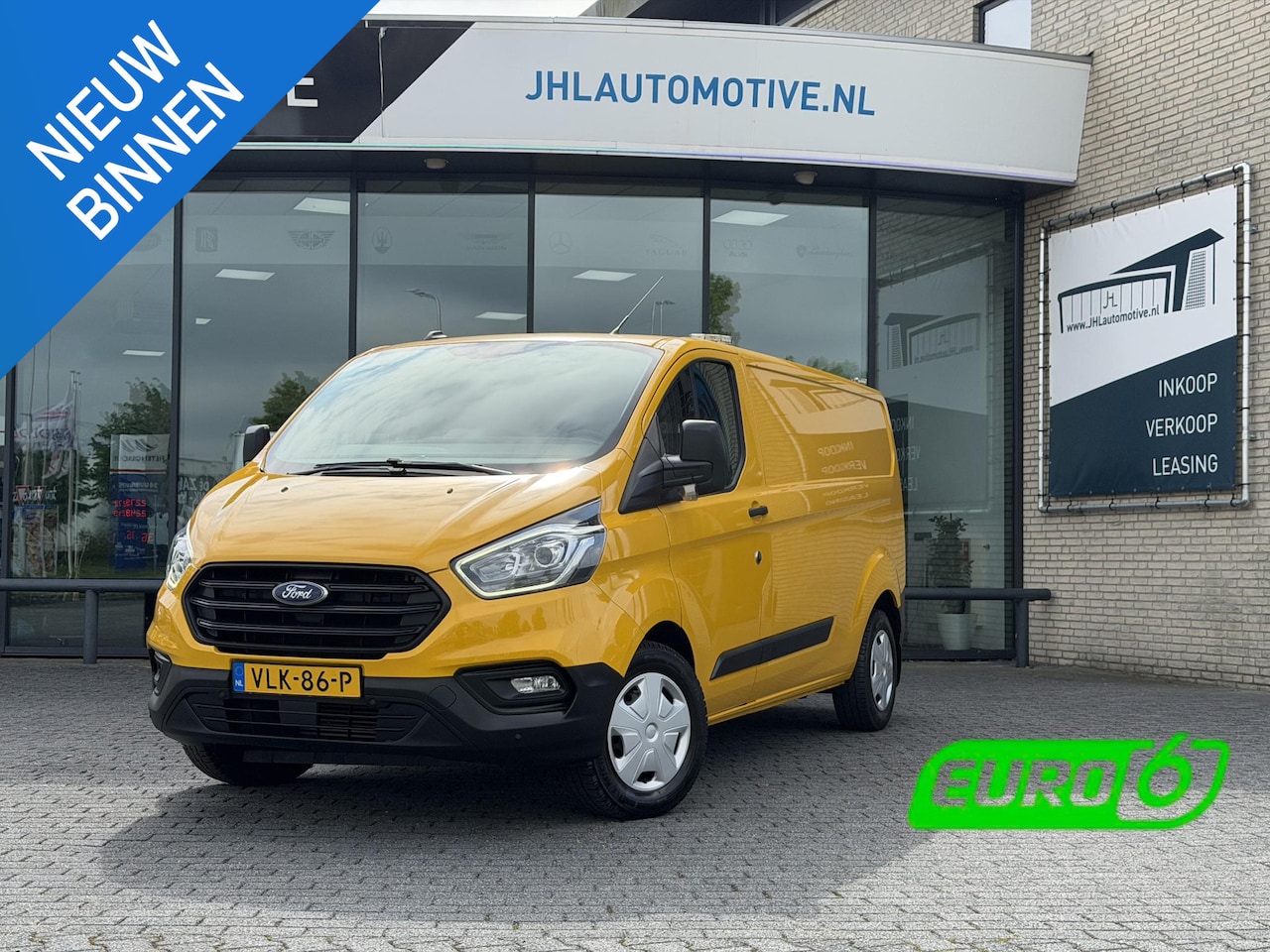 Ford Transit Custom - 320 2.0 TDCI L2H1*AUTO.M*OMVORMER*HAAK*A/C*CRUISE* - AutoWereld.nl