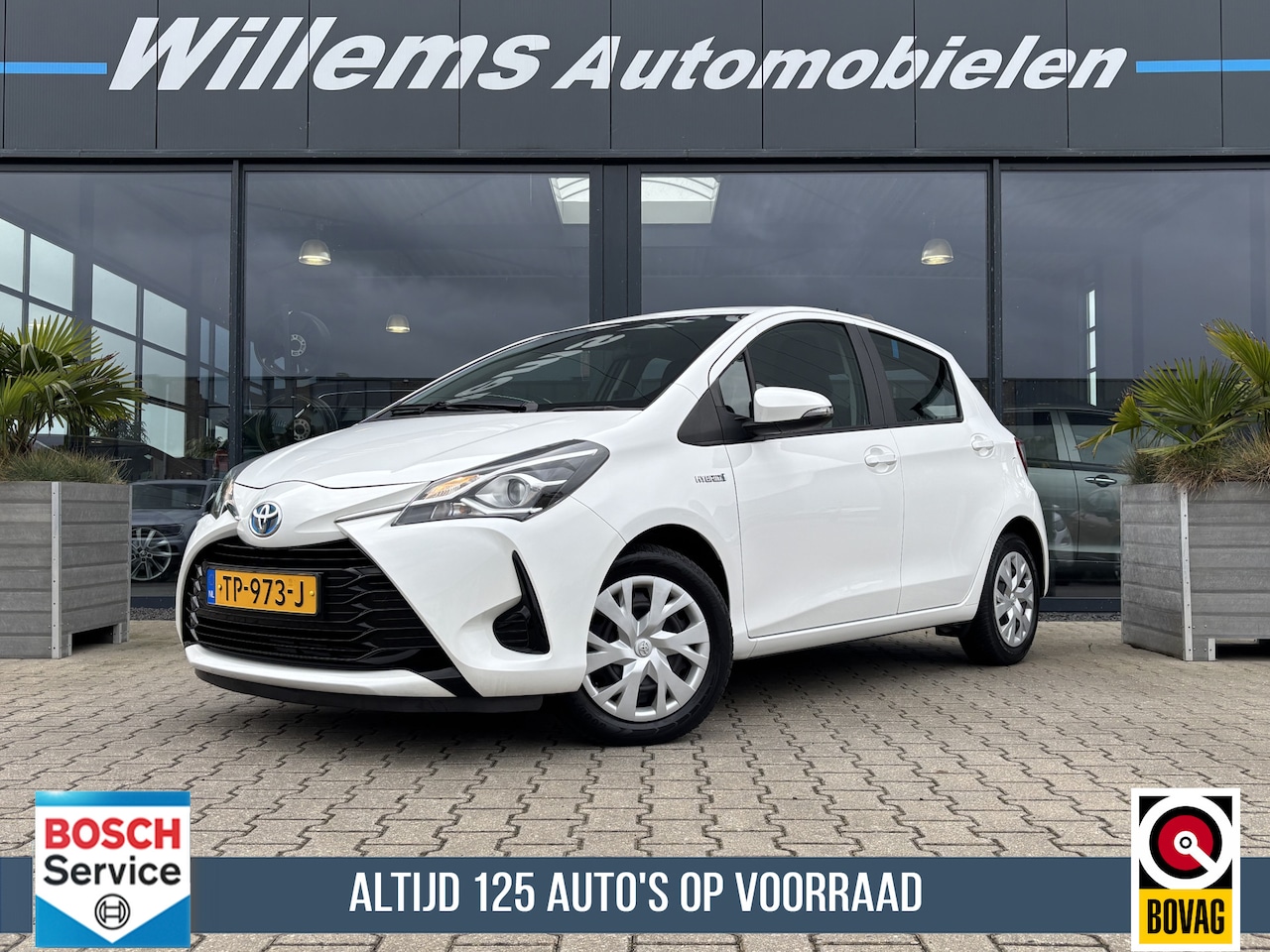 Toyota Yaris - 1.5 Hybrid Active Cruise Control, Camera & Navigatie - AutoWereld.nl