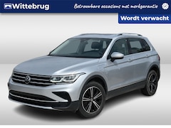 Volkswagen Tiguan - 1.4 TSI eHybrid 245pk Elegance DSG Automaat / Panorama schuifdak / LM 18 inch / IQ LED / E