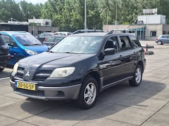 Mitsubishi Outlander Sport - €1850, -2.0 Invite+ Sport AIRCONDITION TREKHAAK