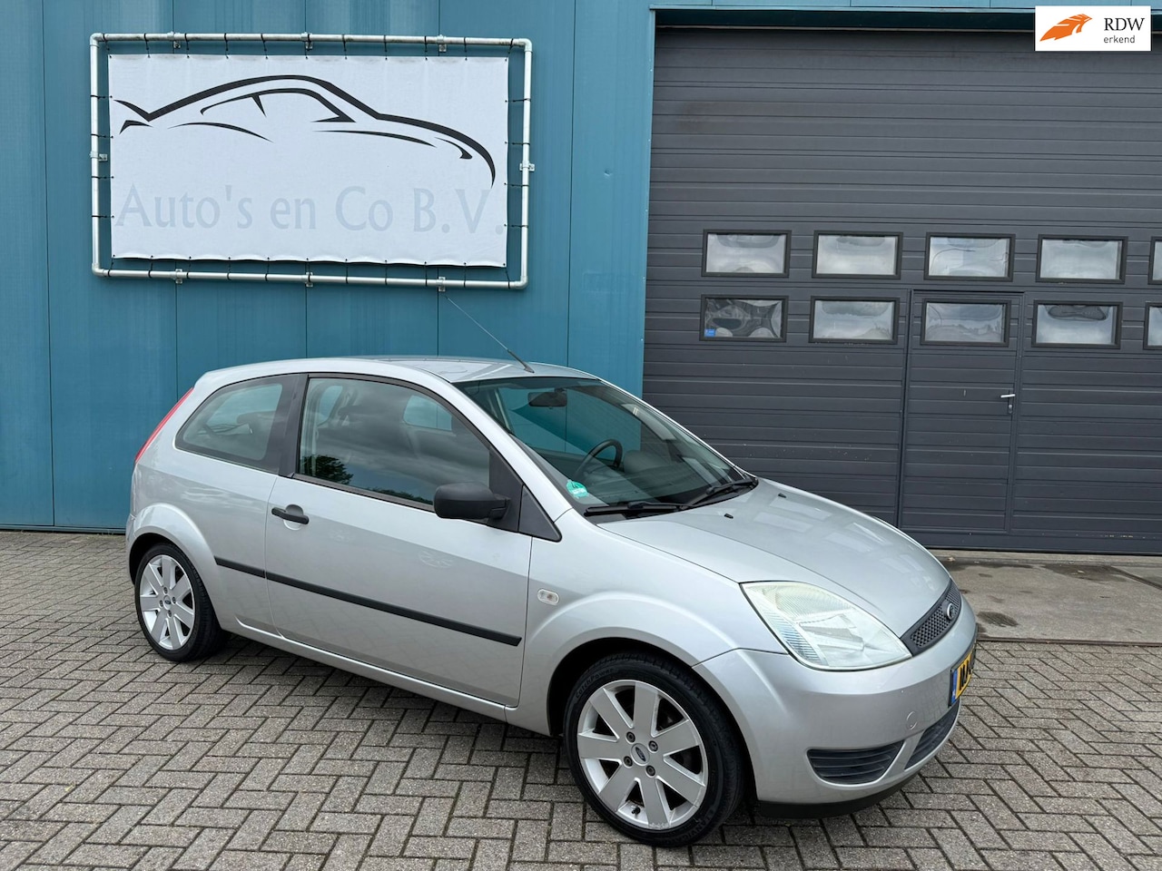 Ford Fiesta - 1.4-16V Futura Airco Stuurbekr Lm velgen Trekhaak NL Auto NAP Inruilkoopje - AutoWereld.nl