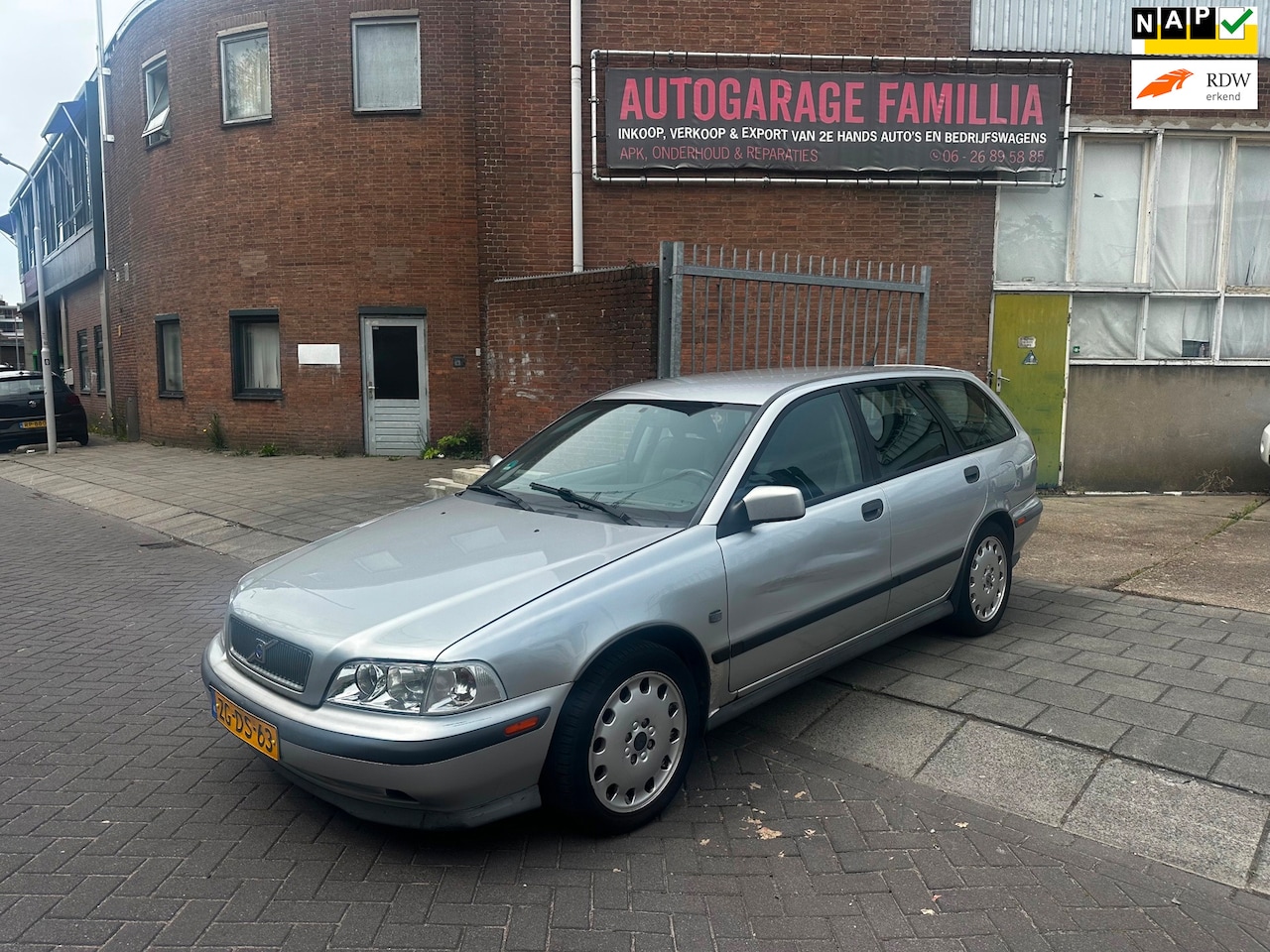 Volvo V40 - 2.0 T4 2.0 T4 - AutoWereld.nl