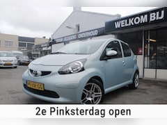 Toyota Aygo - 1.0-12V + / Nieuwe Koppeling / Airco / Elektrische ramen / Centrale deurvergrendeling
