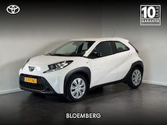 Toyota Aygo X - 1.0 VVT-i MT Play | CarPlay | Camera achter |