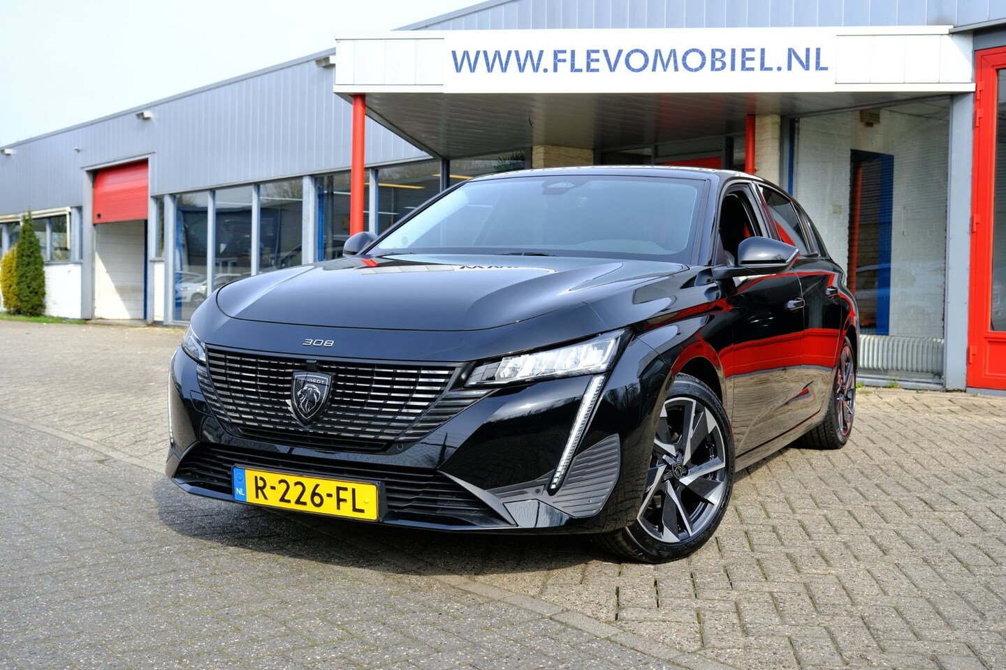 Peugeot 308 - 1.2 PureTech Allure Pack Business Aut. Navi|1e Eig|Cam|Clima|LMV - AutoWereld.nl