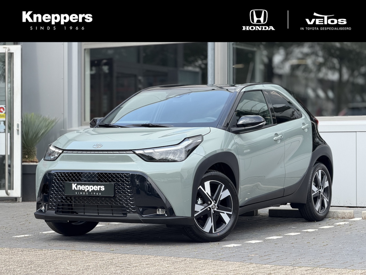 Toyota Aygo X - Hybrid 115 Pulse + Easy Pack 445 euro voordeel Apple/Android, Draadloze telefoonlader, Par - AutoWereld.nl
