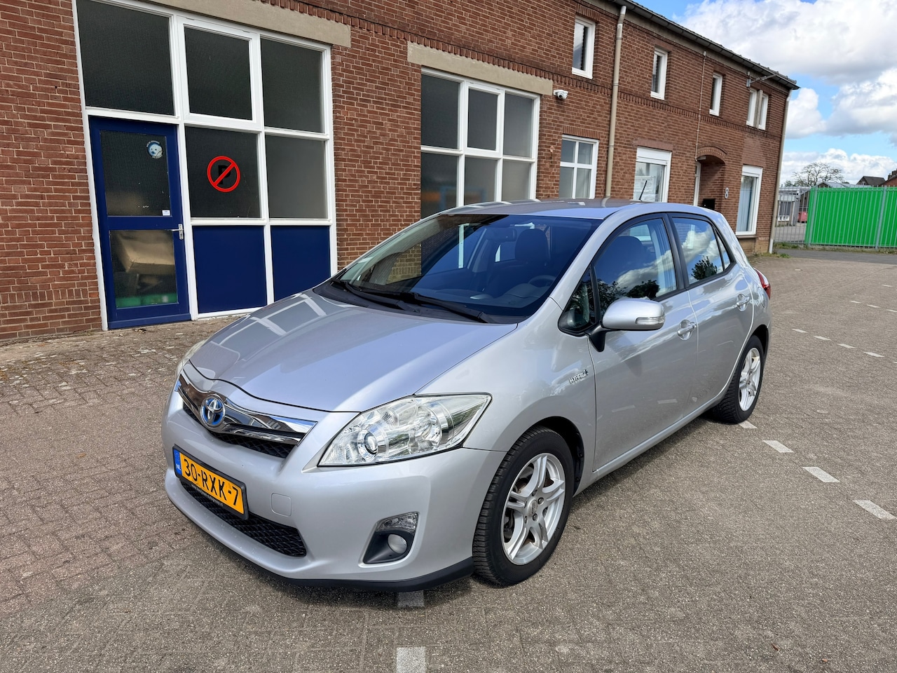 Toyota Auris - 1.8 Full Hybrid Executive Business 1.8 Full Hybrid Executive Business - AutoWereld.nl