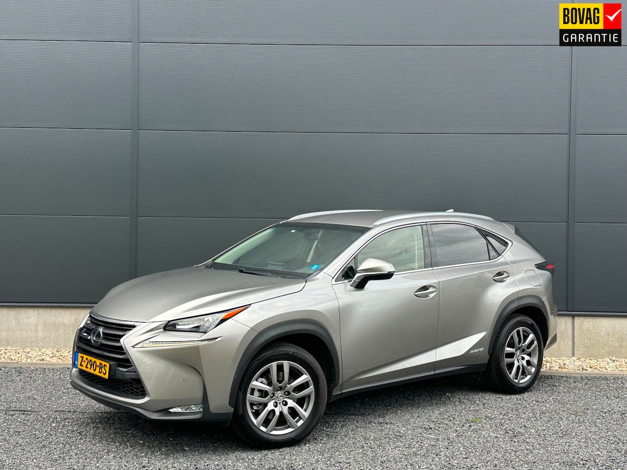 Lexus NX - 300h AWD Luxury Line Leder | Elektr. stoelen | Camera - AutoWereld.nl