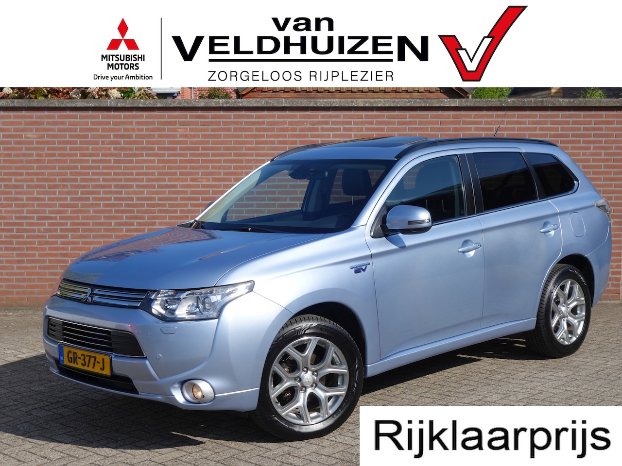 Mitsubishi Outlander - PHEV instyle+ | adaptieve cruisecontrol | trekhaak - AutoWereld.nl