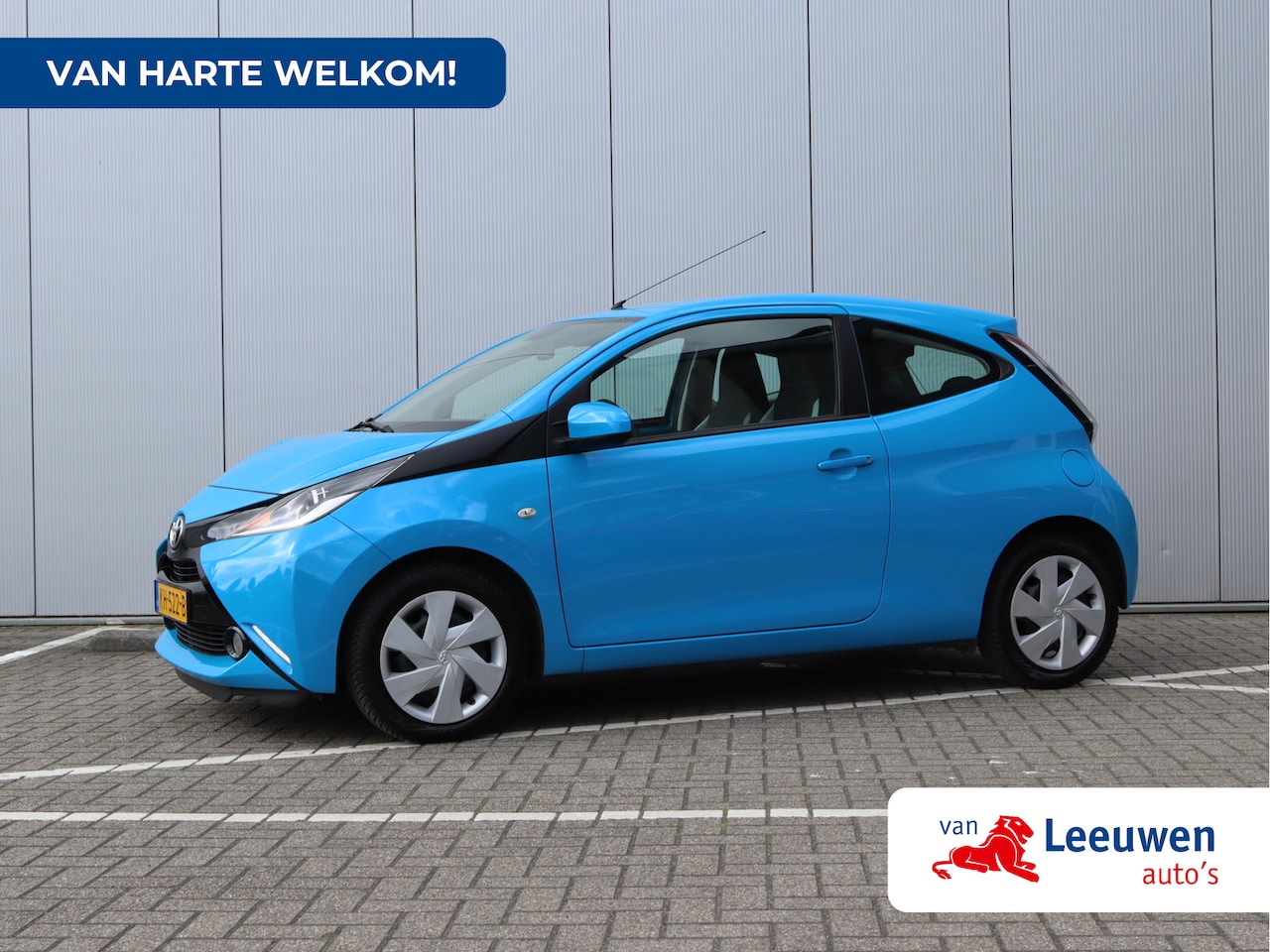 Toyota Aygo - 1.0 VVT-i x-play | Camera | Airco | Org. NL - AutoWereld.nl