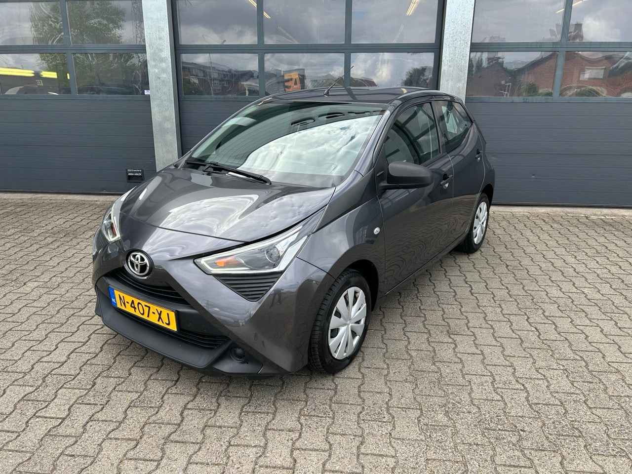 Toyota Aygo - 1.0 VVT-i x-fun 1.0 VVT-i 72pk 5-drs x-fun - AutoWereld.nl