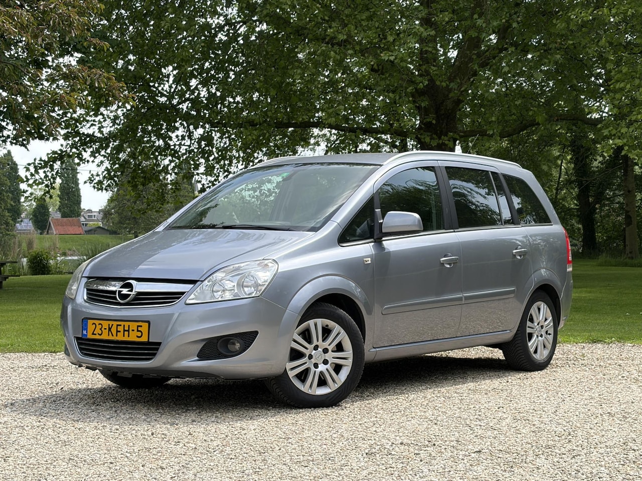 Opel Zafira - 2.2-16V Comfort 7P Automaat (Lees tekst) - AutoWereld.nl