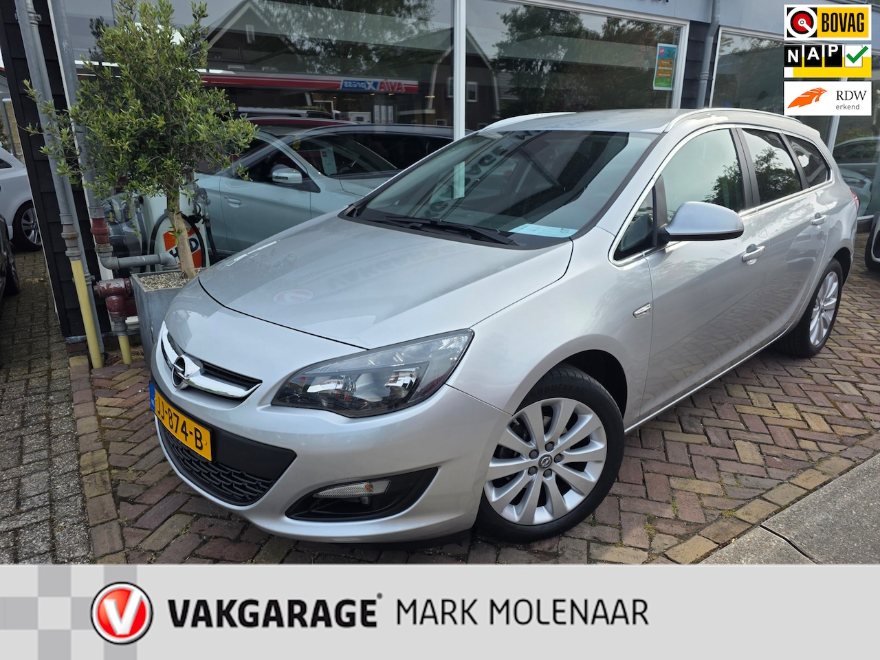 Opel Astra Sports Tourer - 1.4 Turbo Blitz 1.4 Turbo Blitz - AutoWereld.nl
