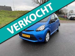Toyota Aygo - 1.0 VVT-i Now 5 Drs Airco Elek Pakket