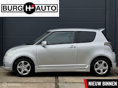 Suzuki Swift - 1.5 Exclusive - APK TM 11-03-2027 - KEYLESS - LMV - EL. RAMEN + SPIEGELS - ACHTERSPOILER