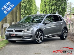 Volkswagen Golf - 1.2 TSI Trendline