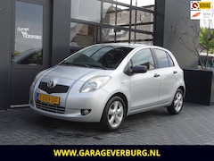 Toyota Yaris - 1.3 VVTi Terra (Airco, Lichtmetalen velgen)