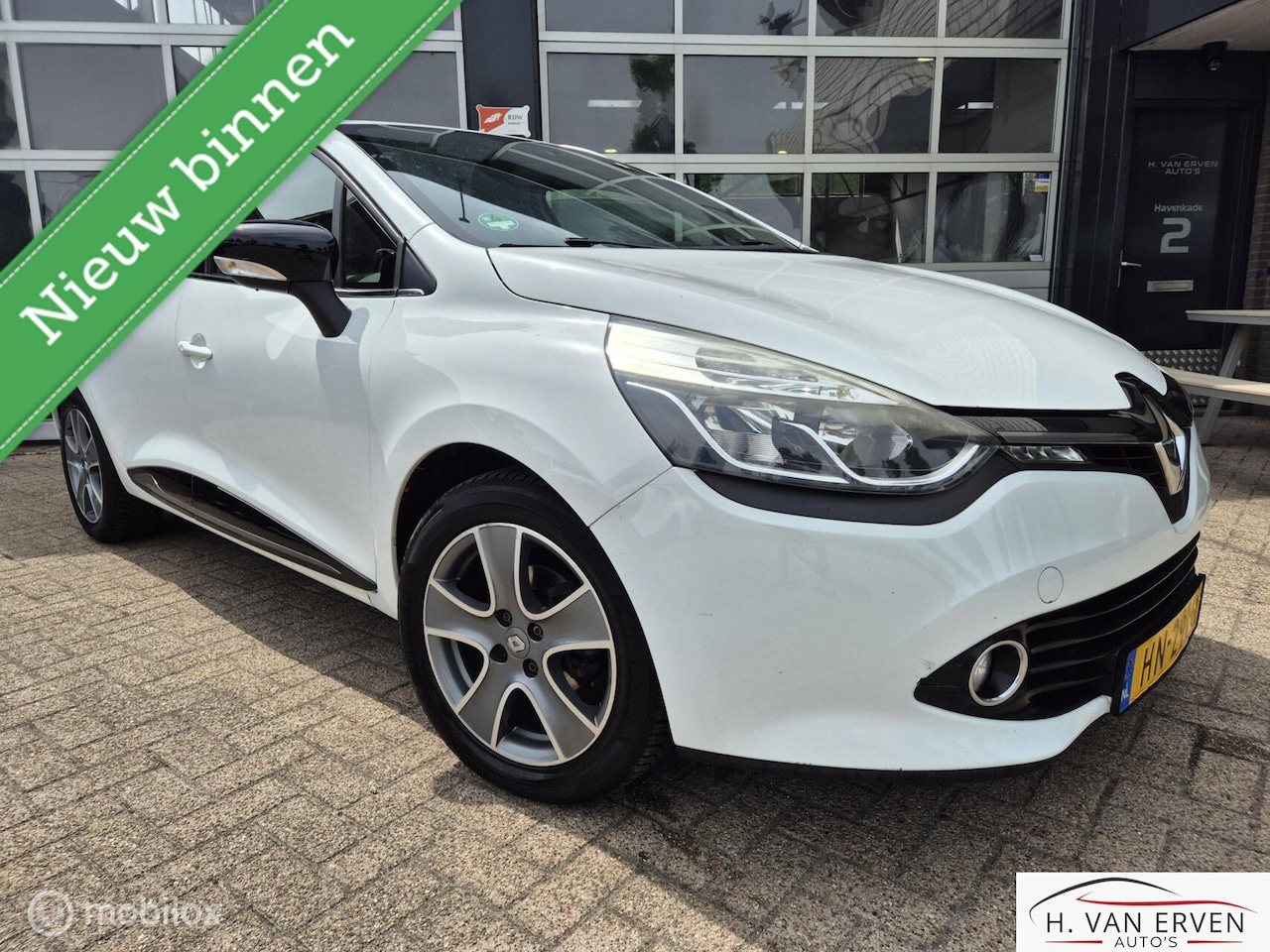 Renault Clio Estate - Night&Day CLIMA CRUISE NAVI PDC NAP - AutoWereld.nl