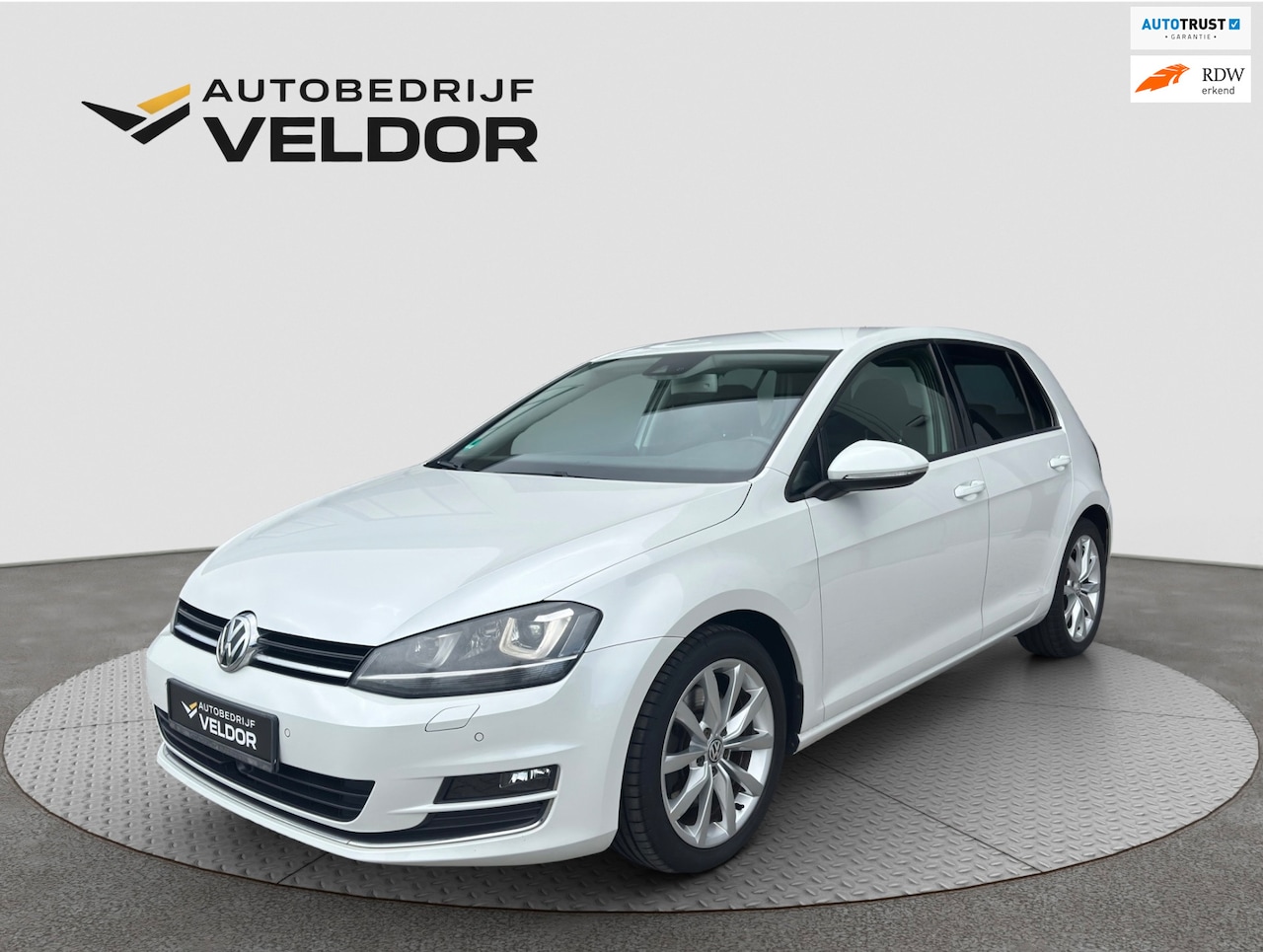 Volkswagen Golf - 1.4 TSI ACT 140PK Highline DSG Camera Keyless - AutoWereld.nl