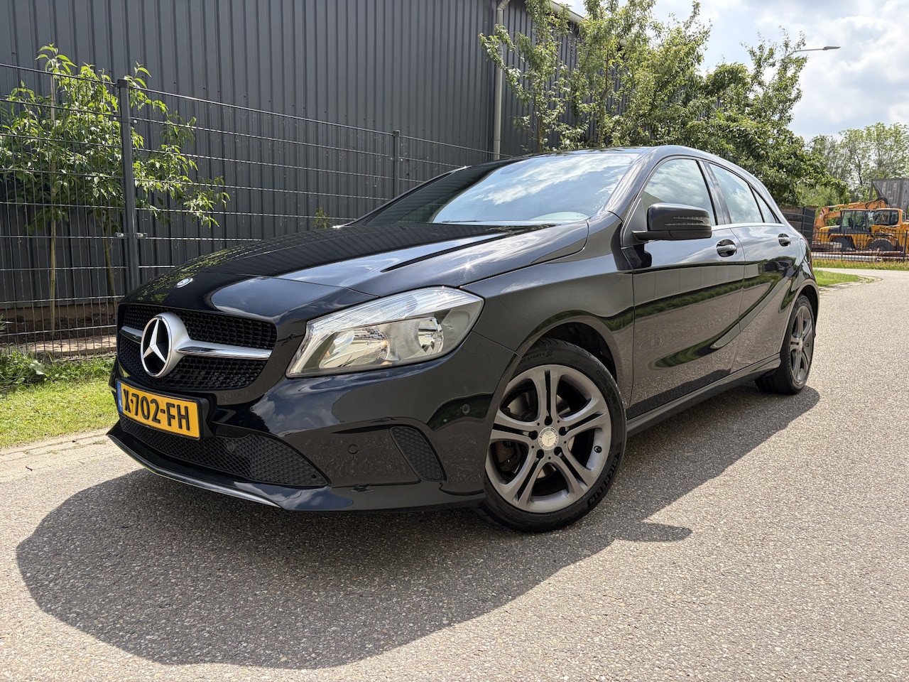Mercedes-Benz A-klasse - 180 Prestige / AUTOMAAT / NAVI / CRUISE / STOELVERWARMING / 131dkm! - AutoWereld.nl