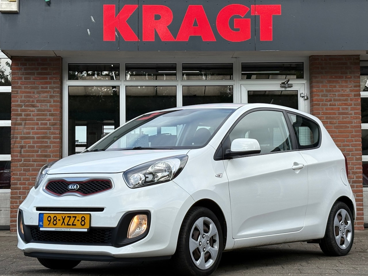 Kia Picanto - Comfort Pack 1.0 69 pk - bluetooth - zuinig! - AutoWereld.nl