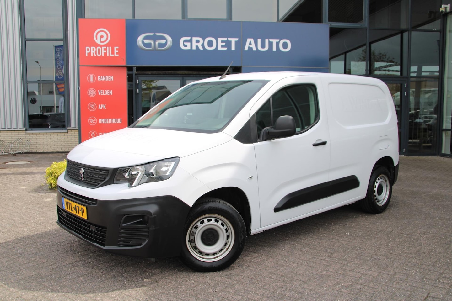 Peugeot Partner - 1.5 BlueHDi 100pk S&S L1 Airco Cruise Carplay 9.005km BPM-vrij Euro6 Nederlandse auto - AutoWereld.nl