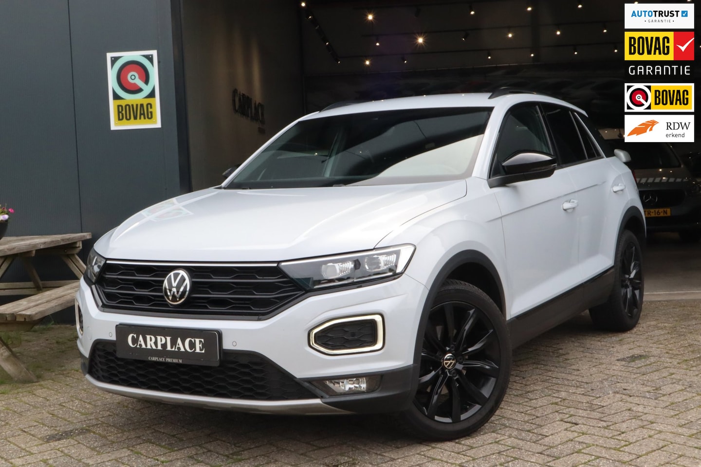 Volkswagen T-Roc - T-ROC-R Line-Automaat-Dealer onderhouden 1.5 TSI Sport Business R-Financiering mogelijk - AutoWereld.nl