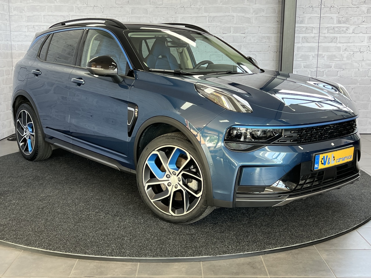 Lynk & Co 01 - 1.5 PHEV Pano 360Camera CarPlay ACC - AutoWereld.nl