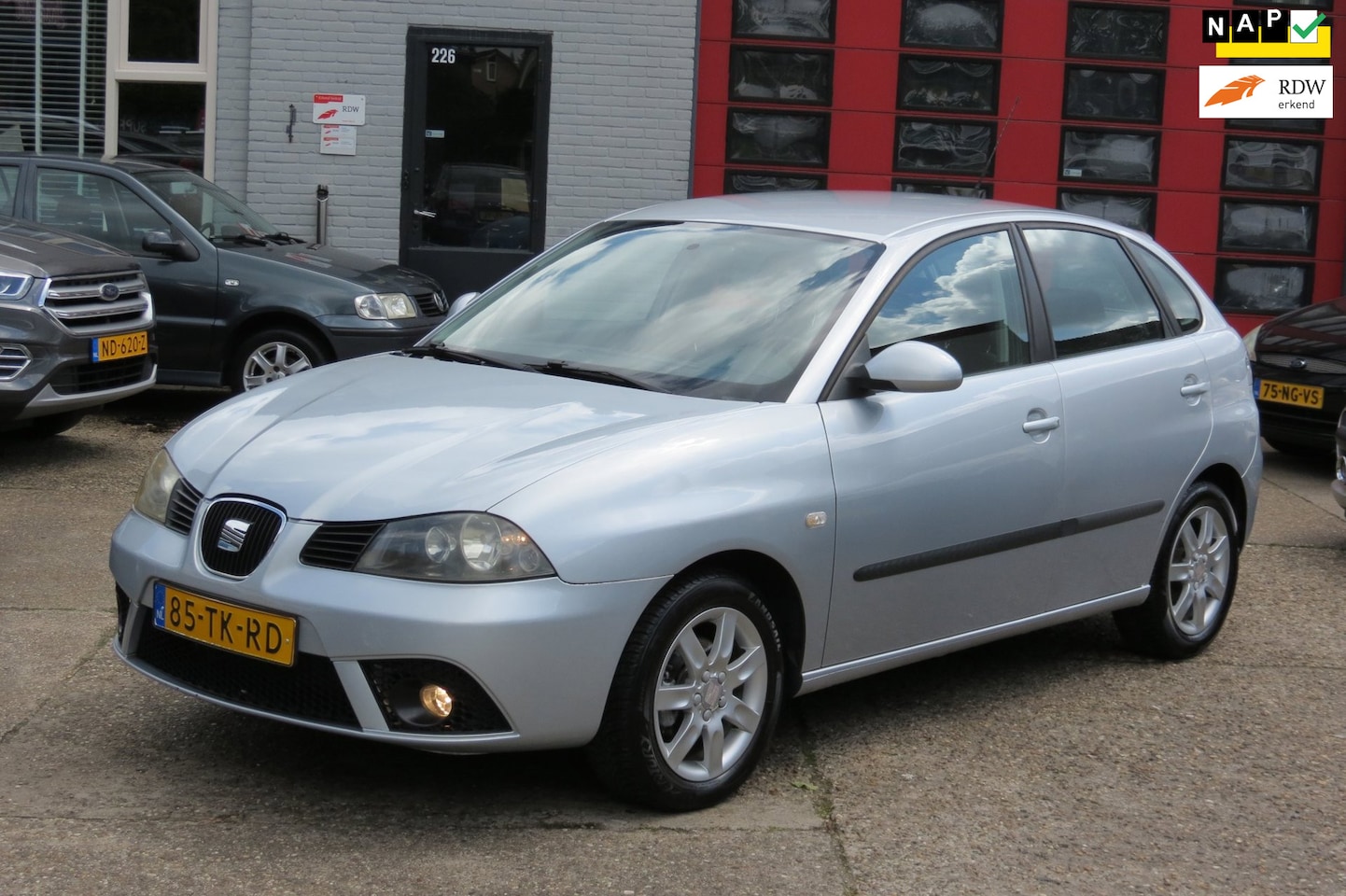 SEAT Ibiza - 1.4-16V Sensation 1.4-16V Sensation , Airco , 5 Deurs , Cr Contr , Trekhaak , Nwe APK - AutoWereld.nl