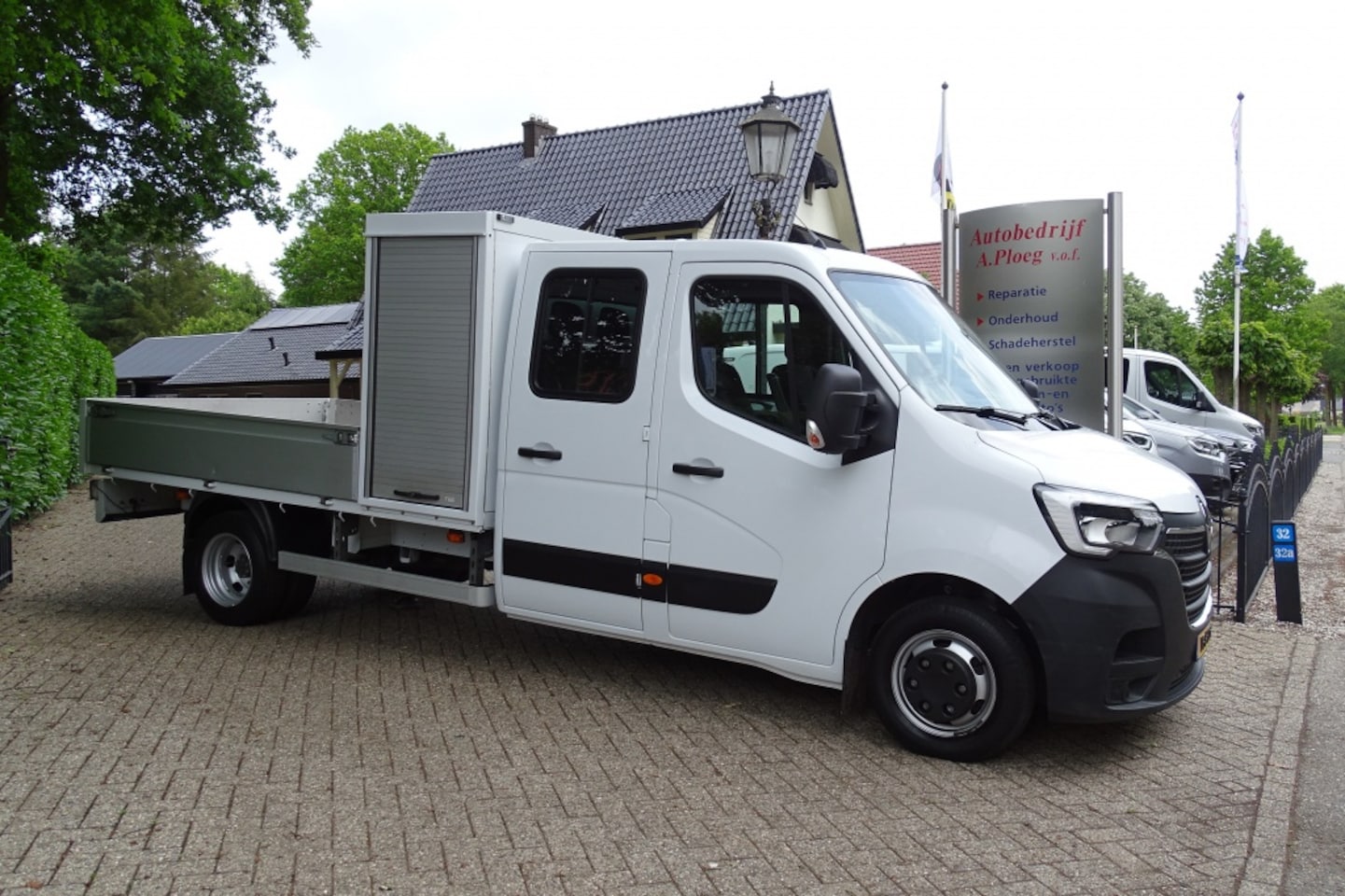 Renault Master - T35 2.3 dCiL4DL Dubbel Cabine Pick-Up 1e eig - AutoWereld.nl