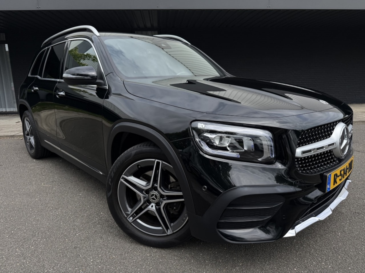 Mercedes-Benz GLB - 180 AMG Line - 7 persoons - - AutoWereld.nl