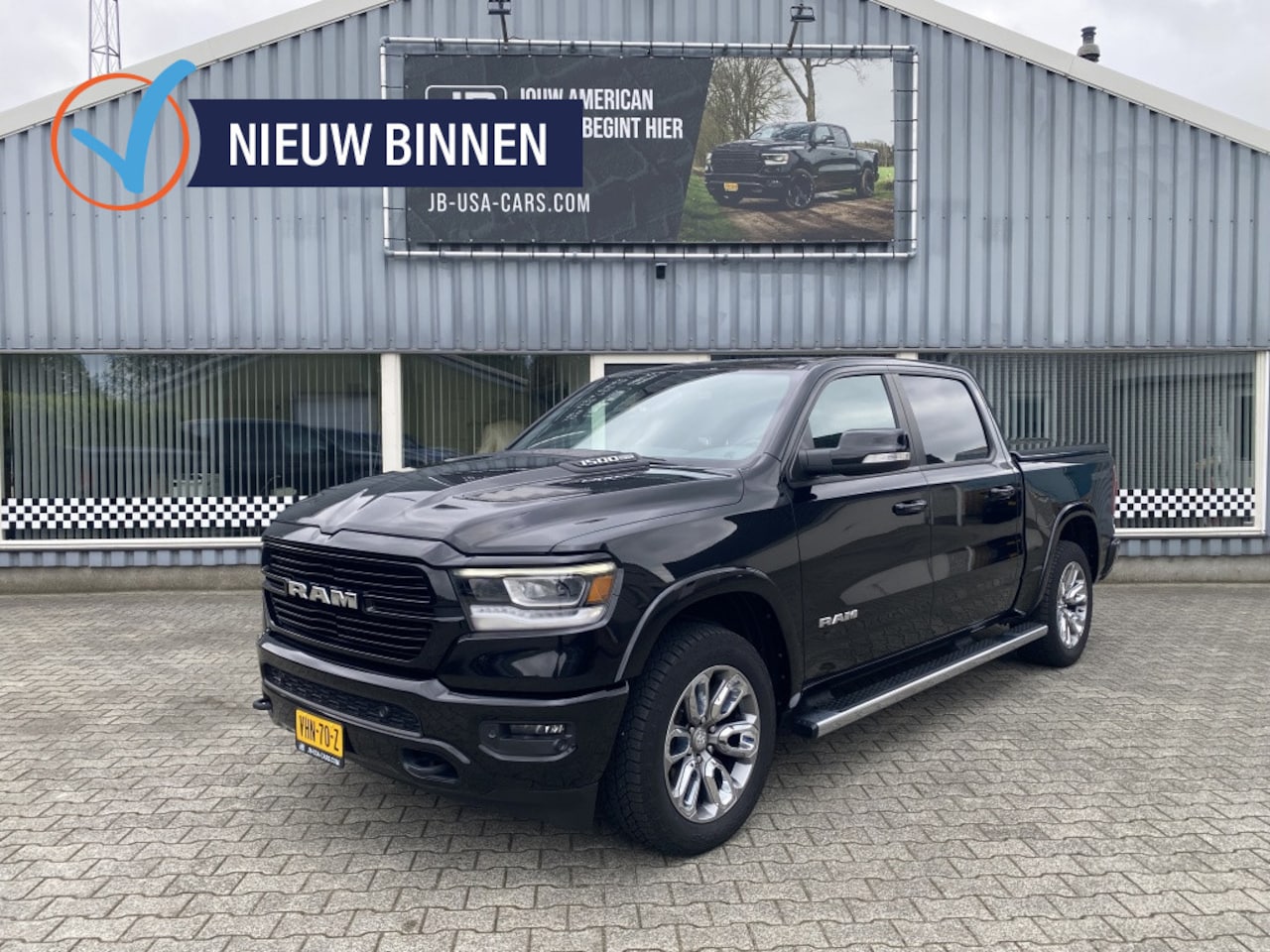 Dodge Ram - Laramie Sport 5.7 V8 4x4 N.A.P. - AutoWereld.nl
